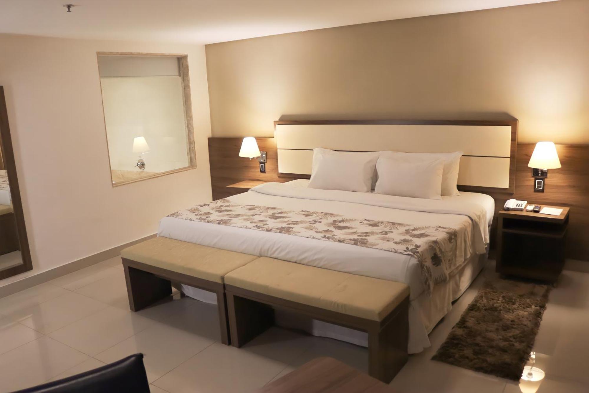 Sj Premium Hotels By Atlantica Гояния Экстерьер фото